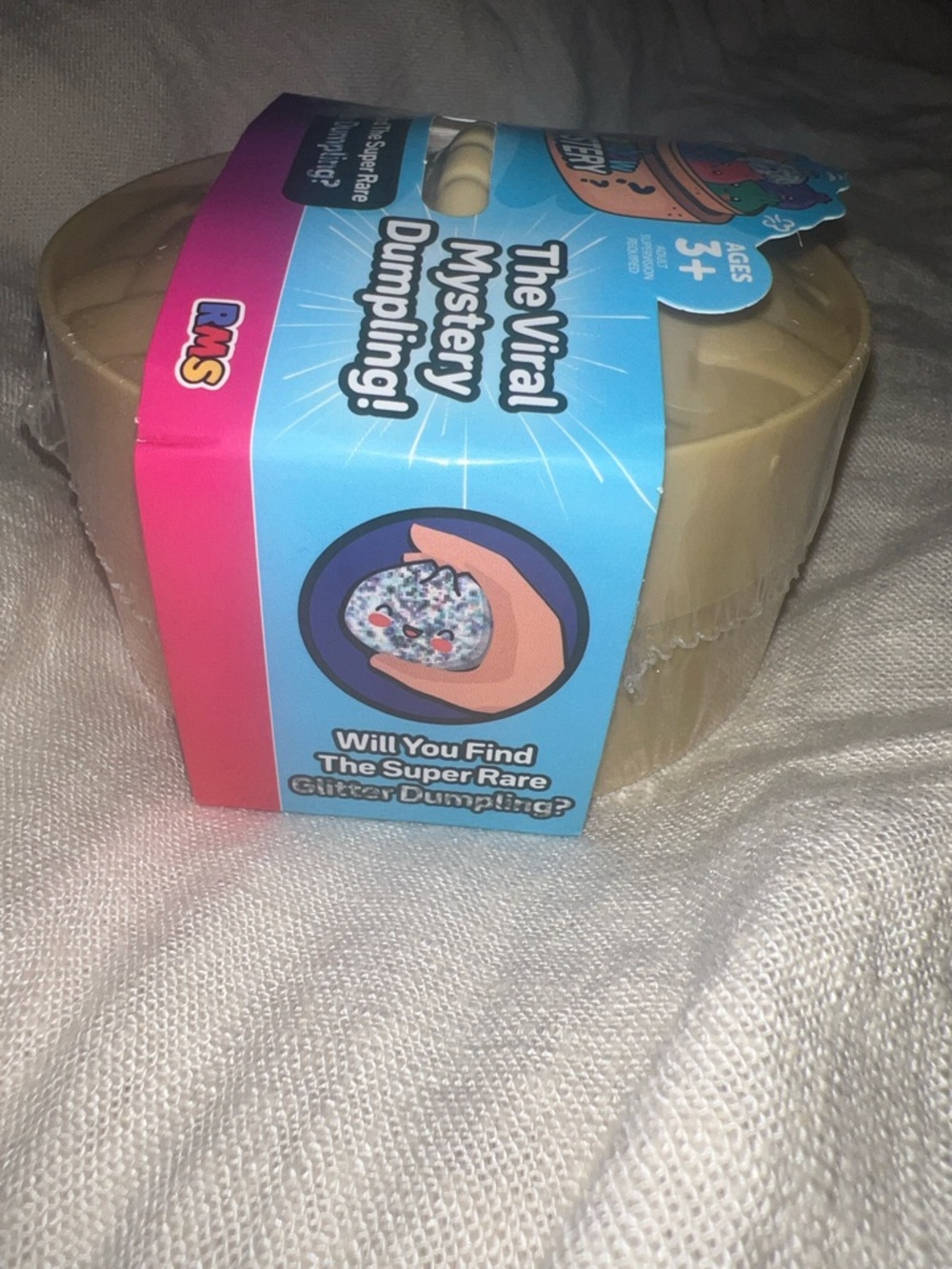 Rainbow Mystery Squishy Bun Dumpling - Picture 8 of 8